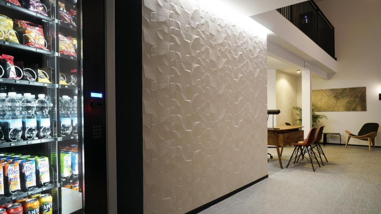 Md Design Hotel - Portal Del Real Valência Exterior foto